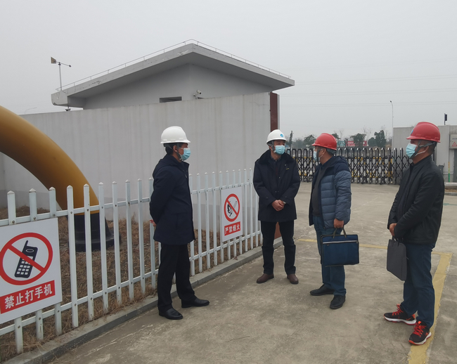 省住建厅检查组一行到LNG站检查